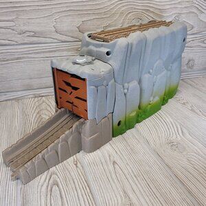 Thomas Friends TrackMaster Blue Mountain Quarry Rock Tunnel Gray 2012‎ Accessory